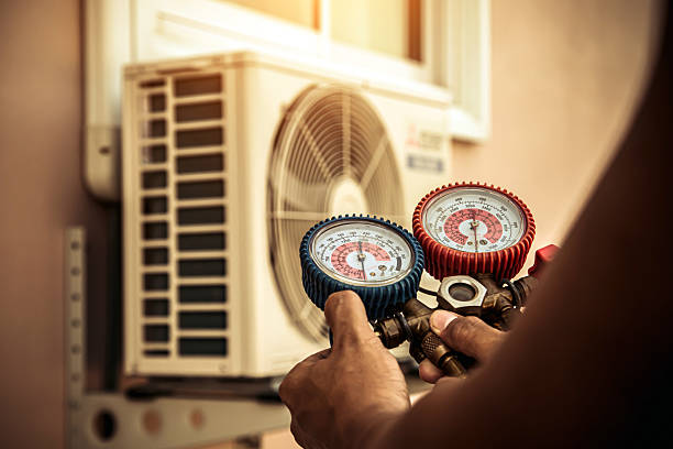Professional Hvac technician working in Gold Hill, OR